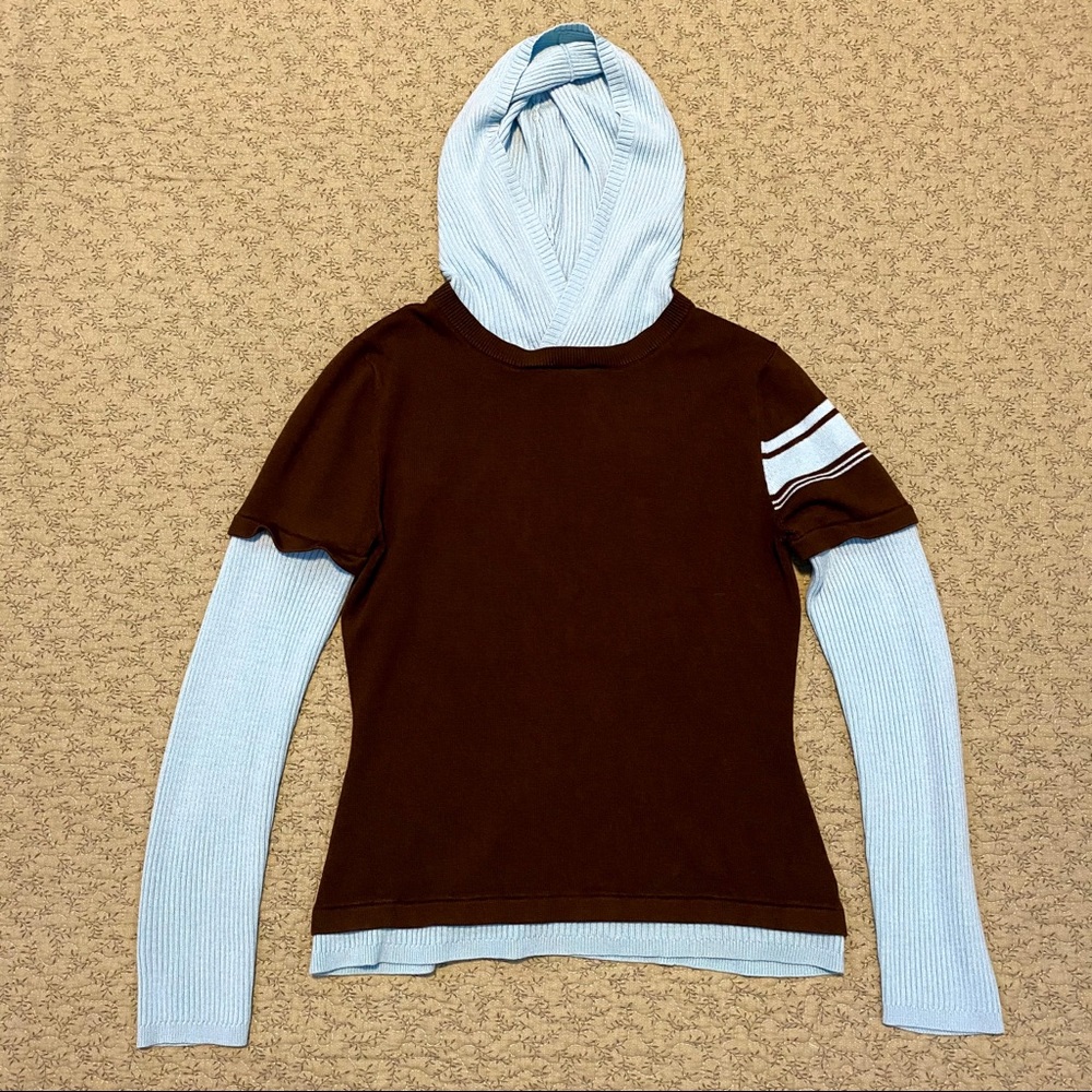 brown and blue layered longsleeve sweater w/ hood and stripes